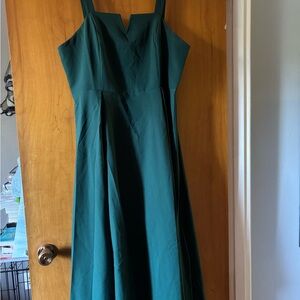 Elegant Green Sleeveless Dress